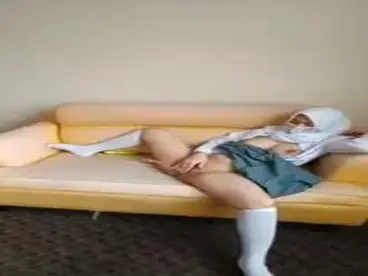 SMA Jilbabers Masturbasi di Live Cam Sampai Crott 2 poster