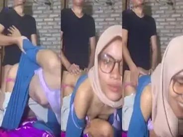 Wida Jilbaber Doyan Gaya Doggy poster